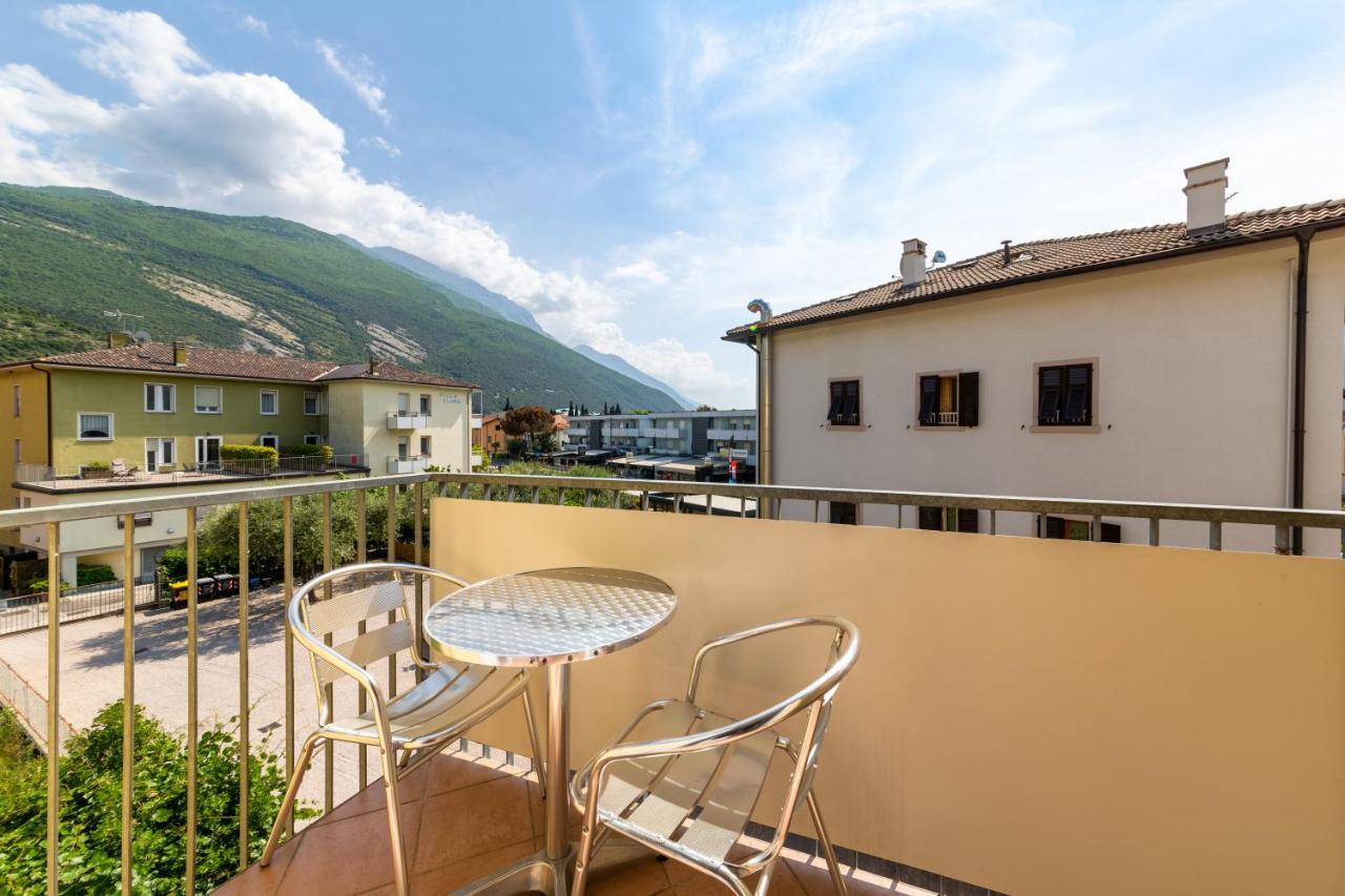 New Garden Hotel Torbole Sul Garda Exterior photo